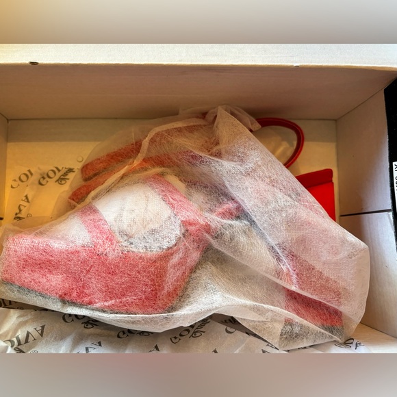 Lady Godiva Wrap Heels in Emory Red! - Picture 4 of 6